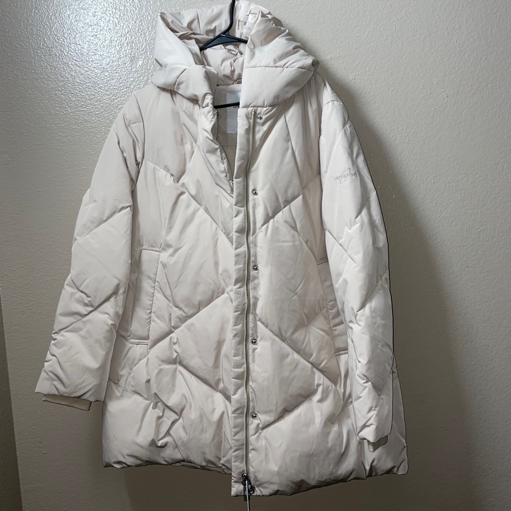 Long puffer jacket 🧥 - Picture 1 of 9